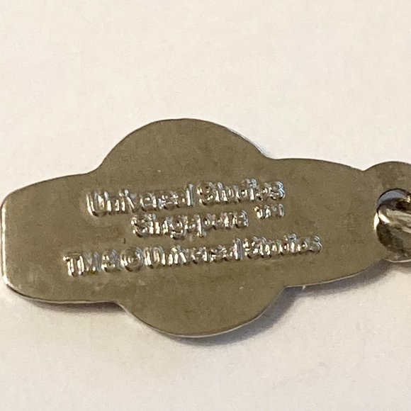 Vintage Universal Studios Charm Clip On Enamel Metal Singapore Theme Park - Picture 7 of 9